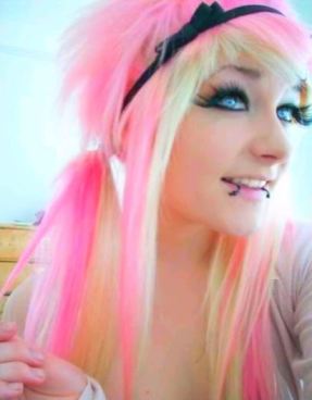 Teens With Blonde And Pink Scene Hair