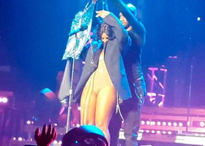 Toni Braxton Dress Falling Off