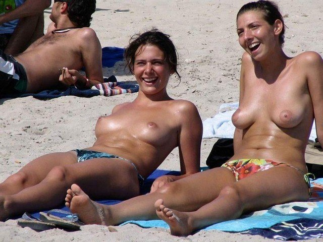 Topless Beach Babes
