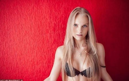 Tube6 Chest Body Eyes Face Tenderness Beautiful Blonde Walls