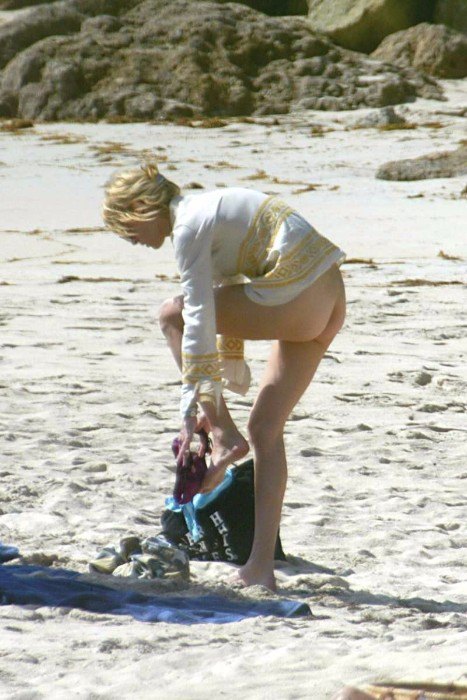 Uma Thurman In Her Ass