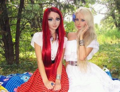Valeria Lukyanova And Anastasiya Shpagina