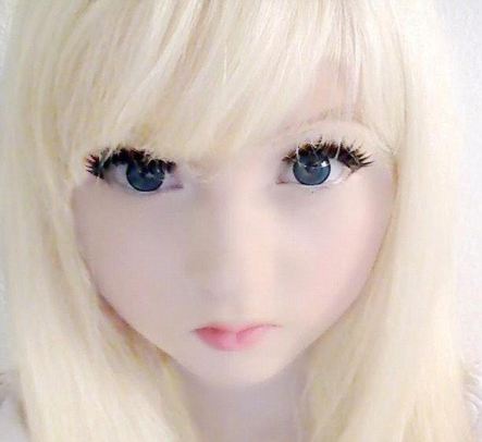 Venus Living Doll