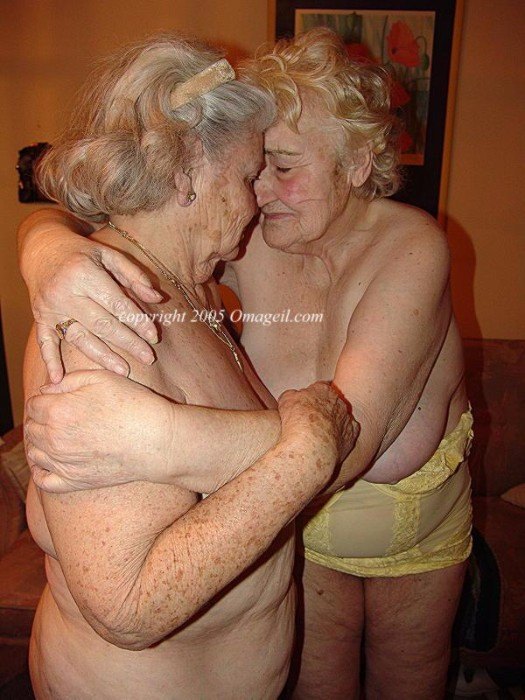 Very Old Oma Geil Granny Lesbians