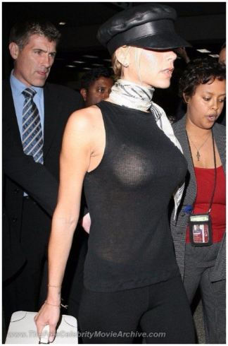 Victoria Beckham Nipples