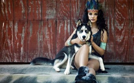 Victoria Vesce Model Girl Dog
