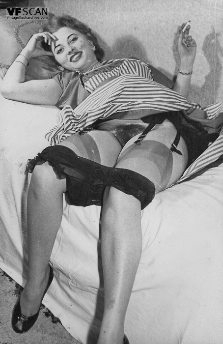 Vintage Hairy Pussy In Nylon Stockings Porn