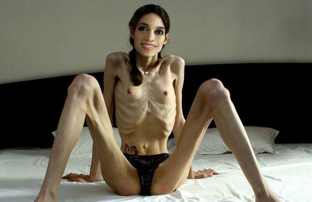 Weird Body Girl Nude