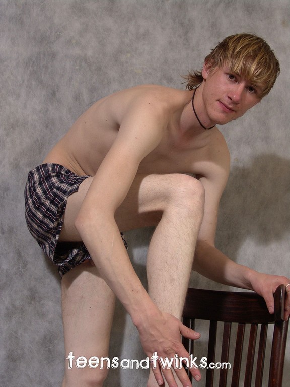 Amateur Blonde Twink Gay