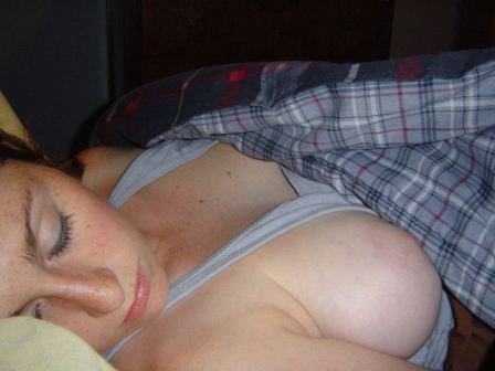 Amateur Girl Passed Out Naked