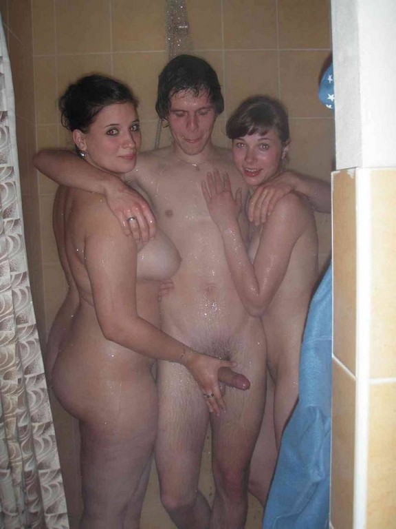 Amateur Girls Group Shower Sex