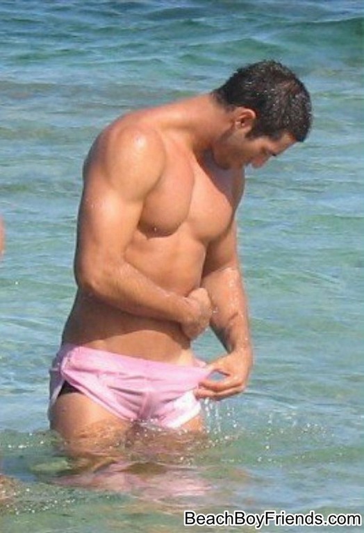 Amateur Hunks On The Beach