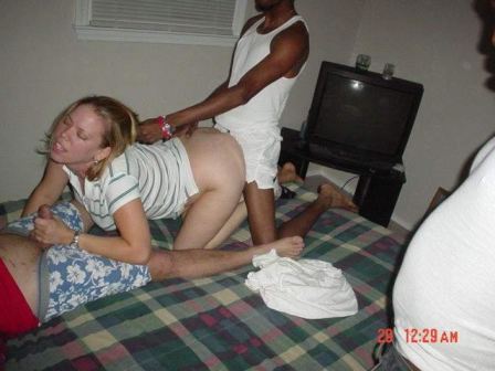 Amateur Wife First Cuckold