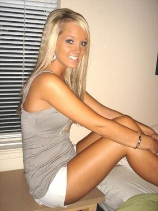 Amy Watson News Anchor Hot
