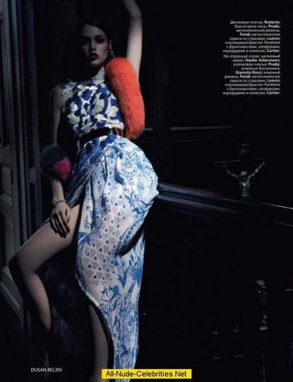 Anais Pouliot Topless