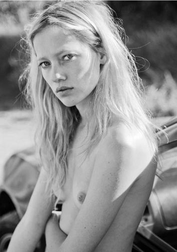 Attractive Celeb Zippora Seven Tits