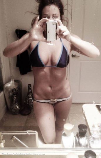 Aubrey Plaza Celebrity Leaked Nudes