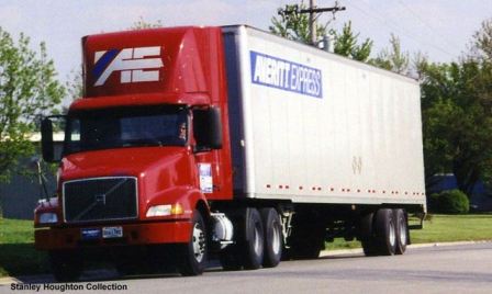 Averitt Express Trucks
