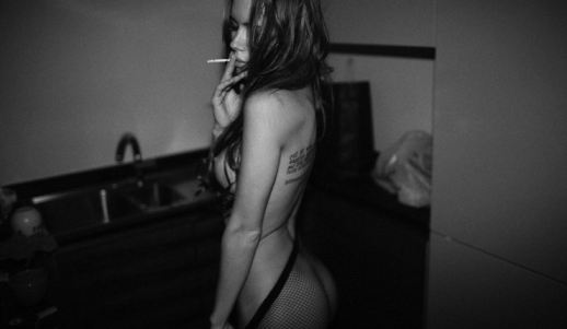 Babe Smoking Sexy Body Ass And