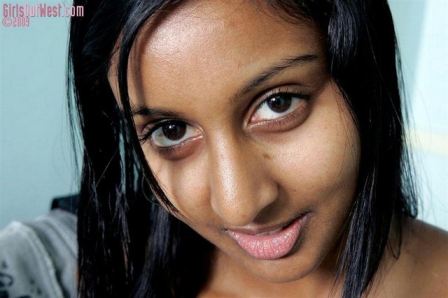 Beautiful Sri Lankan Girls