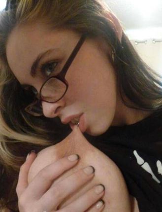 Big Boobs Girl Sucking Her Own Tits