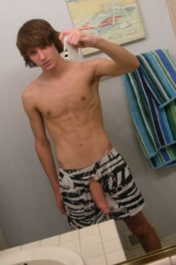 Big Cocks Teen Boys Bulge