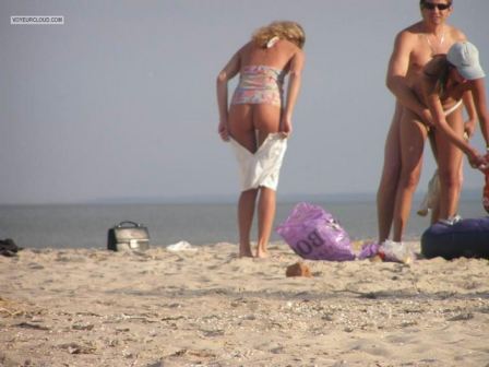 Bottomless Girls On Beach