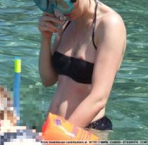 Breast College Girls Candid Downblouse Oops