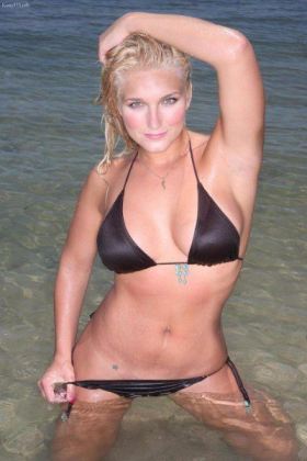 Brooke Hogan Hot