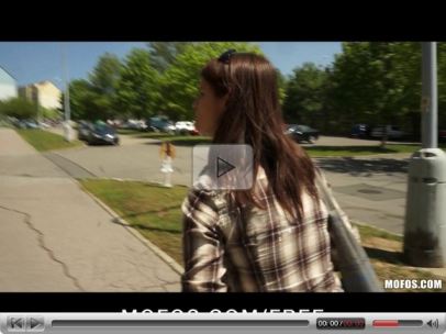 Brunette Public Pickup Photographer
