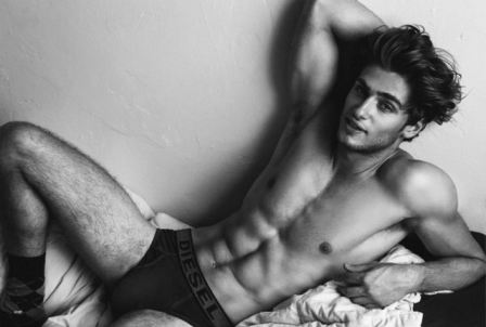 Daniel Bederov Naked