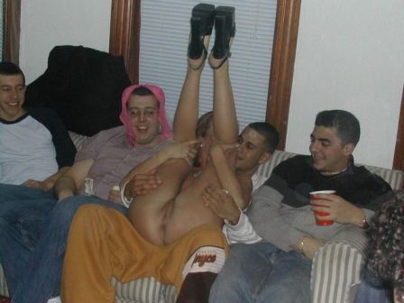 Enf Cmnf Nude In Public