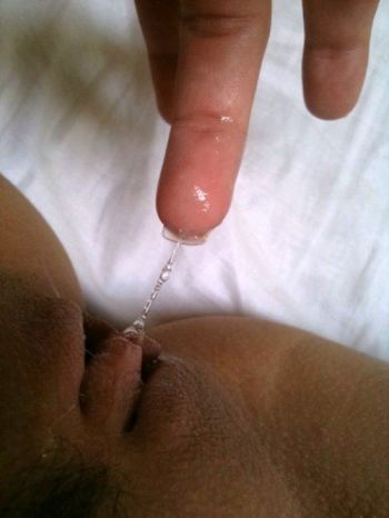 Girl Fingering Wet Pussy Selfie