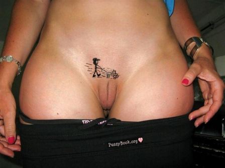 Girl Pants Down Pussy