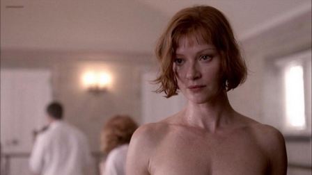Gretchen Mol Nude Butt