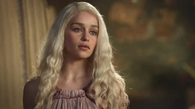 Emilia Clarke Game Of Thrones Daenerys Targaryen
