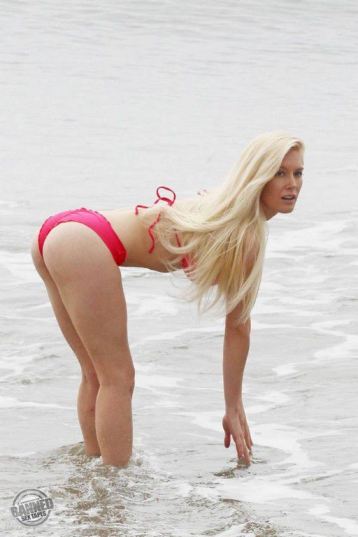 Heidi Montag Bikini Bent Over