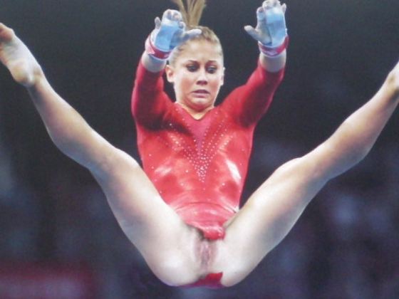 gymnast accidental nudity pussy