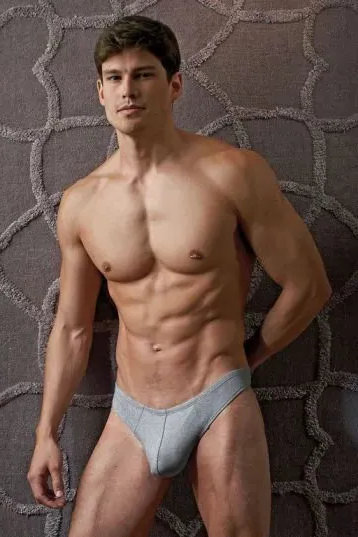 bernardo arriagada model